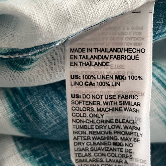 Beautiful aqua and white linen Chicos blouse - Picture 8 of 8